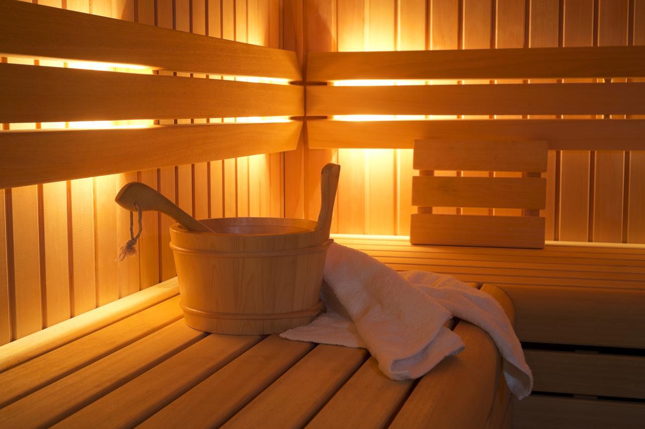 Park Regis Kris Kin Hotel Dubai Exterior photo Sauna