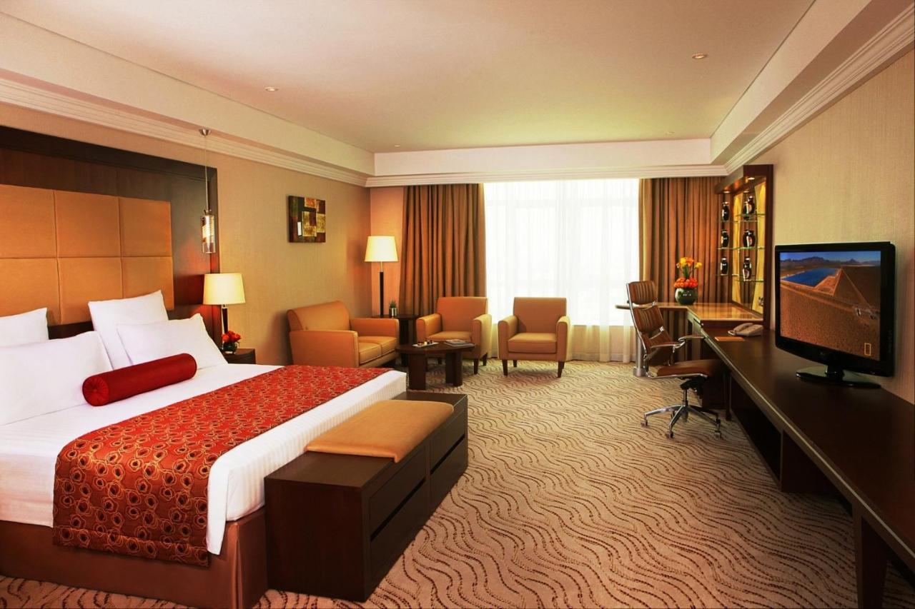 Park Regis Kris Kin Hotel Dubai Exterior photo Deluxe Room